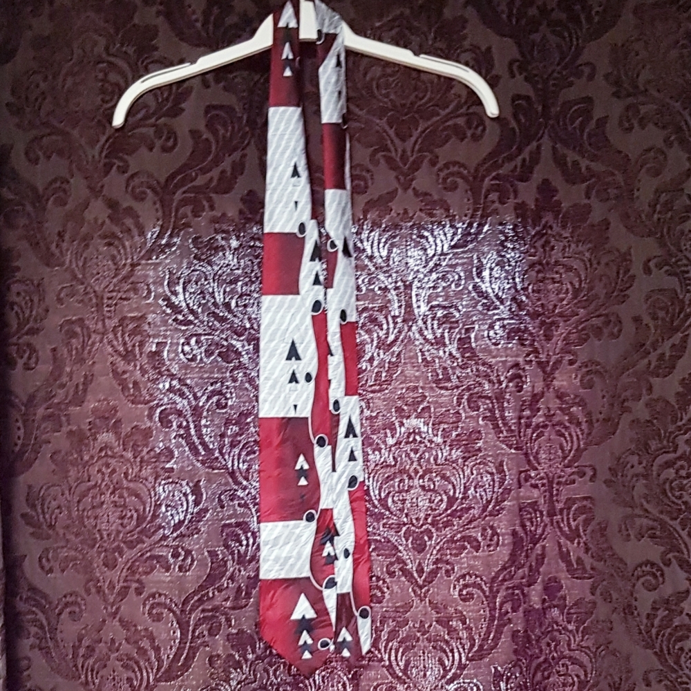 Marquis Men's Neck Tie Geometric Red Black Silver White Stripes Triangles VTG